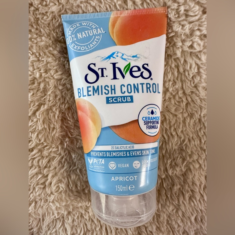 St. Yves Blemish Control Scrub 150 ML‎